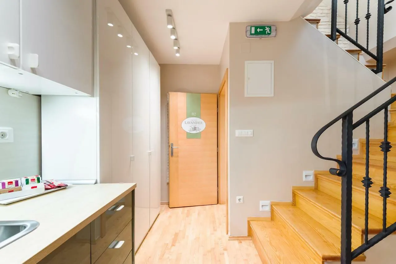 Apartments Villa Mak Split 0*,
