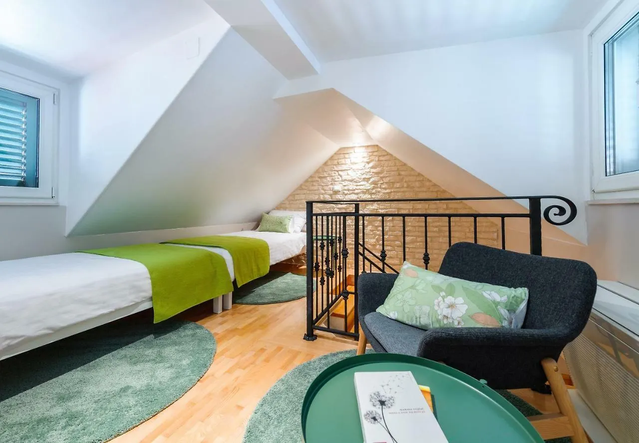 Apartments Villa Mak Split